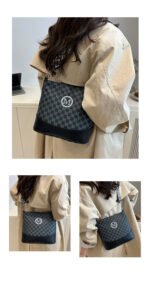 👜 Premium Monogram Shoulder & Crossbody Bag - Image 9